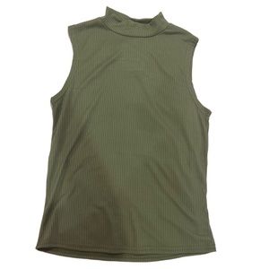 BNWT Army Green Ribbed Soft Turtleneck